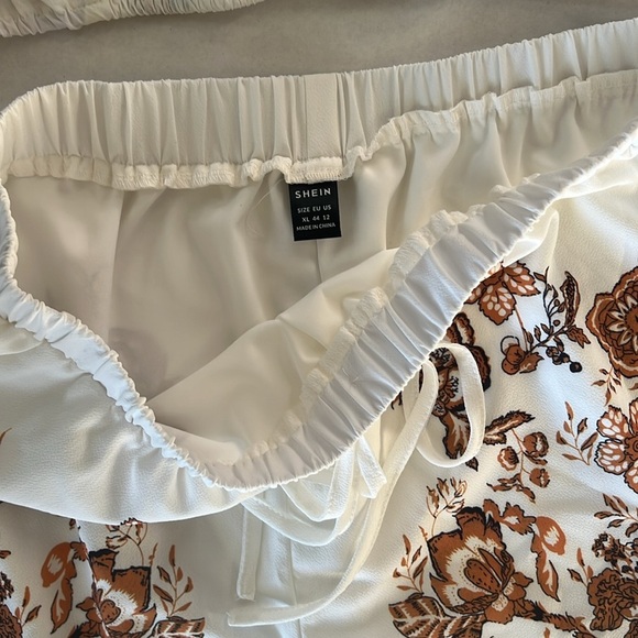 SHEIN VCAY Floral Print Batwing Sleeve Blouse and Shorts size XL EUC - Picture 5 of 12